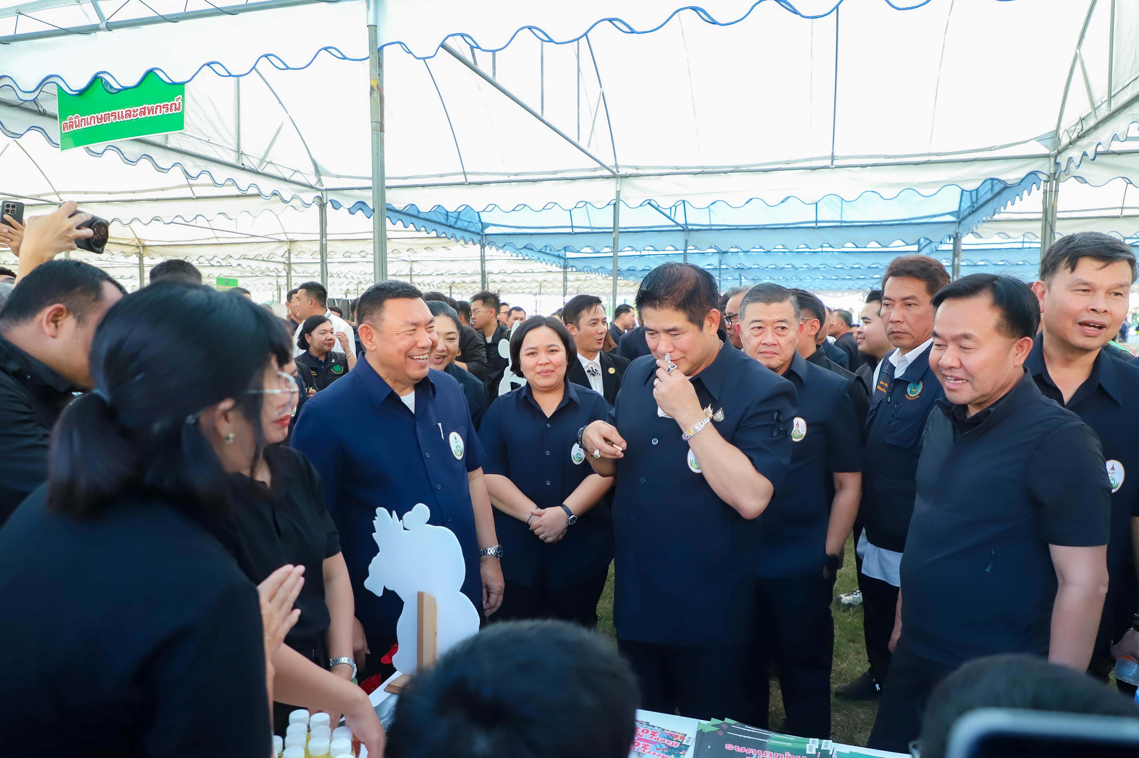 title - รองนายกฯ และรัฐมนตรีว่าการกระทรวงเกษตรฯ เปิดโครงการคลินิกเกษตรเคลื่อนที่ในพระราชานุเคราะห์ฯ ณ จังหวัดนครปฐม